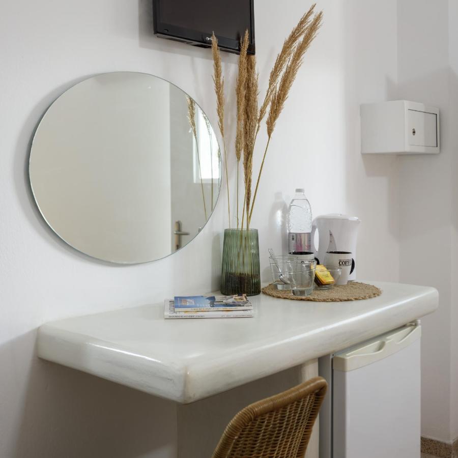 Cal Day Rooms Santorini 페리사 외부 사진